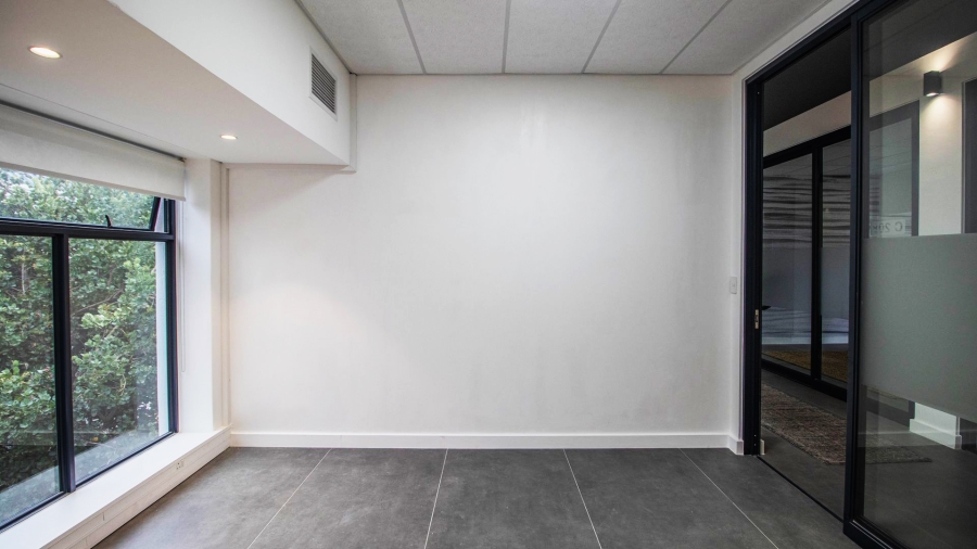 To Let commercial Property for Rent in Val De Vie Estate Western Cape